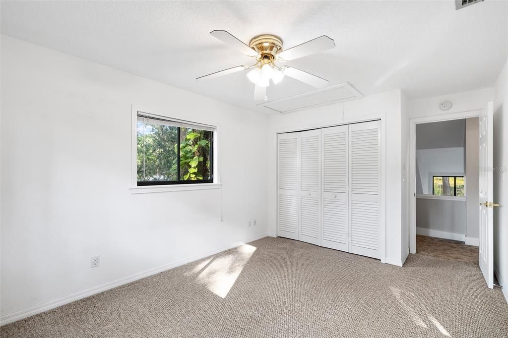 На продажу: $479,900 (3 спален, 2 ванн, 1952 Квадратных фут)