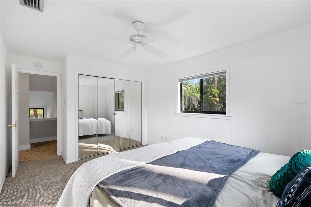 На продажу: $479,900 (3 спален, 2 ванн, 1952 Квадратных фут)