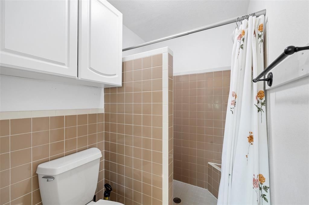 На продажу: $479,900 (3 спален, 2 ванн, 1952 Квадратных фут)