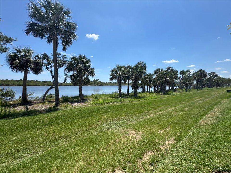 На продажу: $475,000 (0.15 acres)