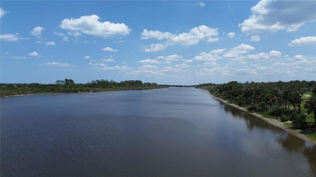 На продажу: $475,000 (0.15 acres)