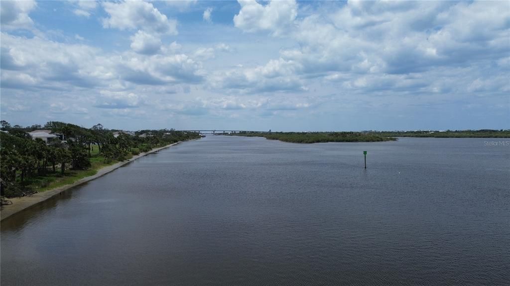 На продажу: $475,000 (0.15 acres)