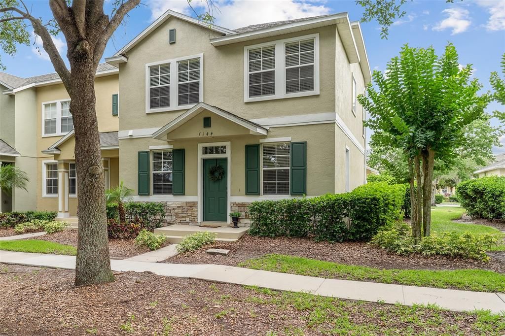 最近售出: $320,000 (4 贝兹, 2 浴室, 2035 平方英尺)