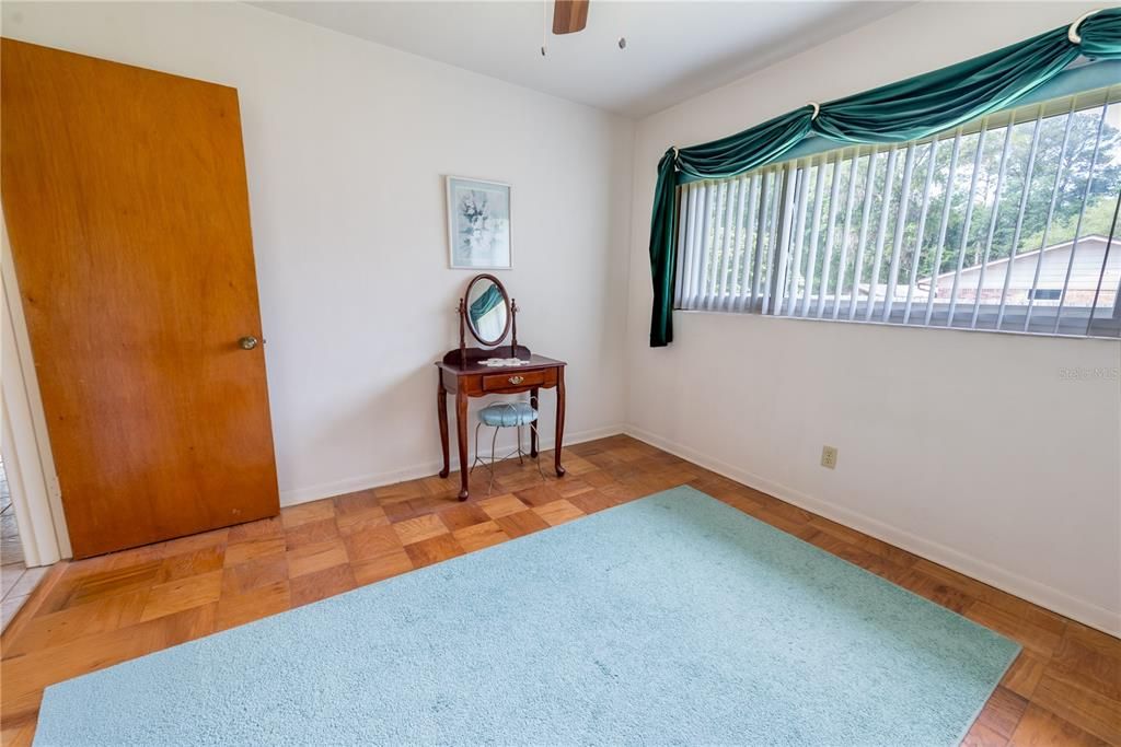 На продажу: $259,900 (3 спален, 2 ванн, 1676 Квадратных фут)