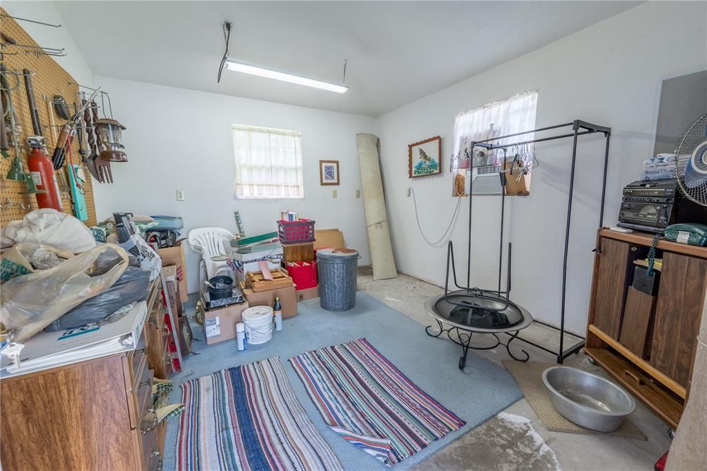 На продажу: $259,900 (3 спален, 2 ванн, 1676 Квадратных фут)