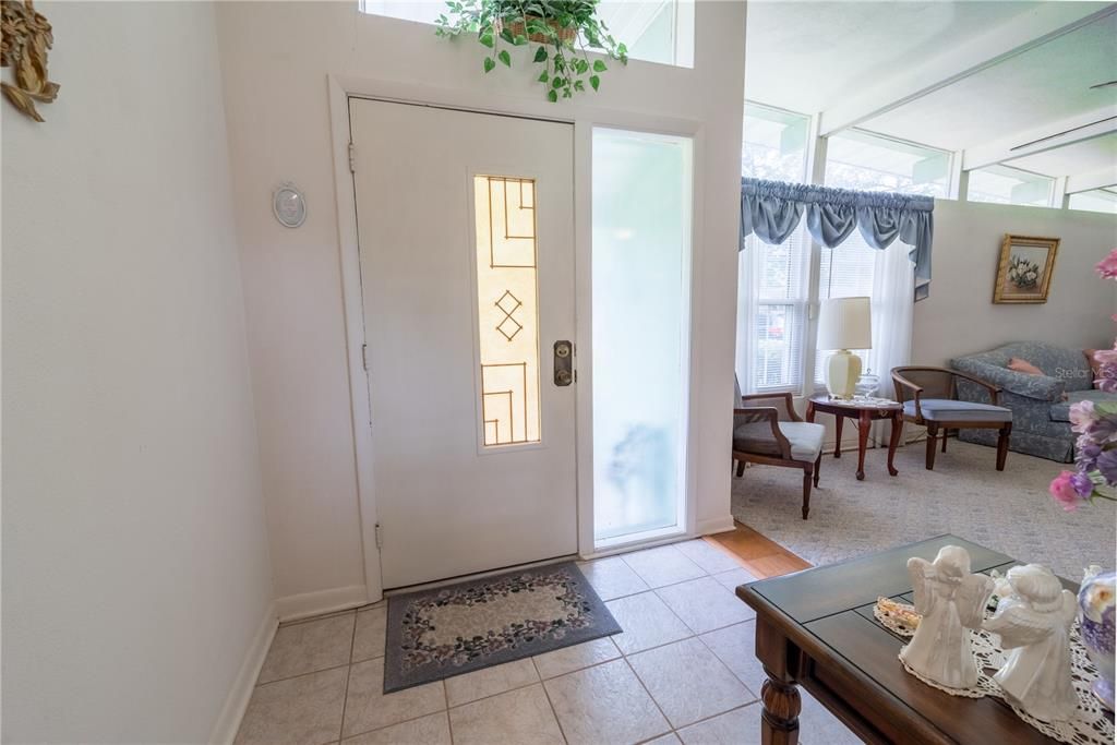 На продажу: $259,900 (3 спален, 2 ванн, 1676 Квадратных фут)