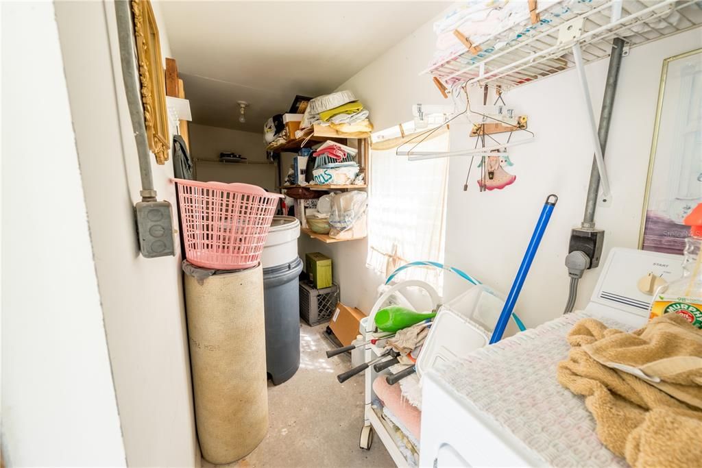 На продажу: $259,900 (3 спален, 2 ванн, 1676 Квадратных фут)