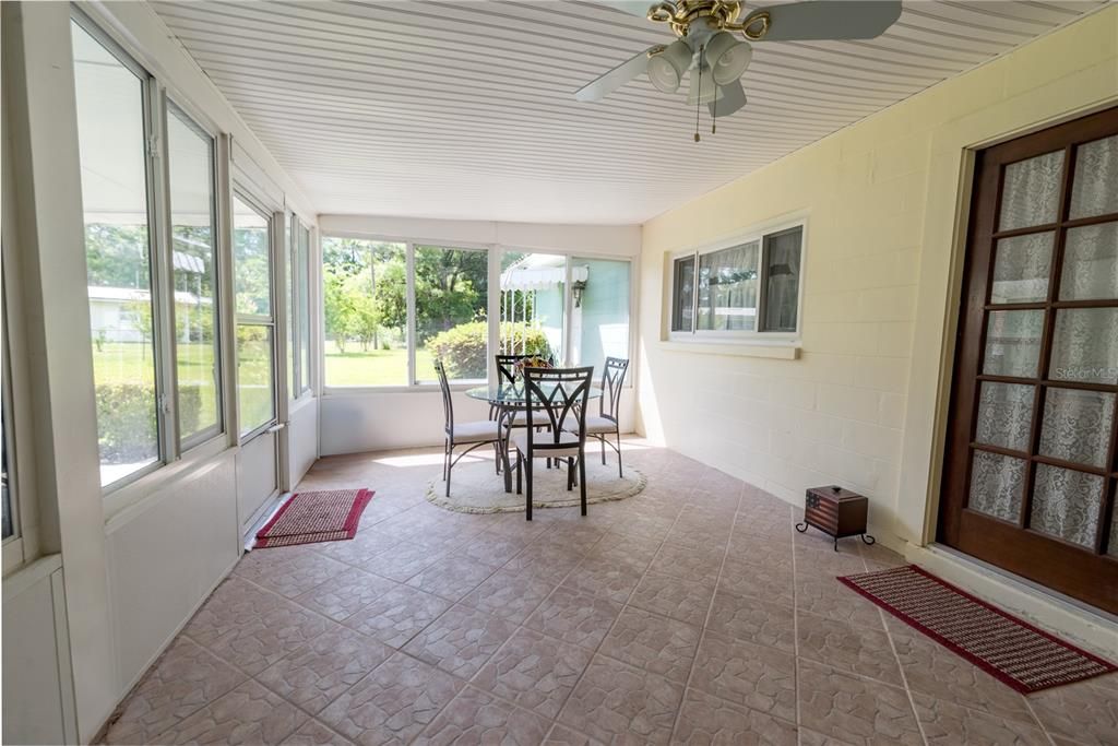 На продажу: $259,900 (3 спален, 2 ванн, 1676 Квадратных фут)