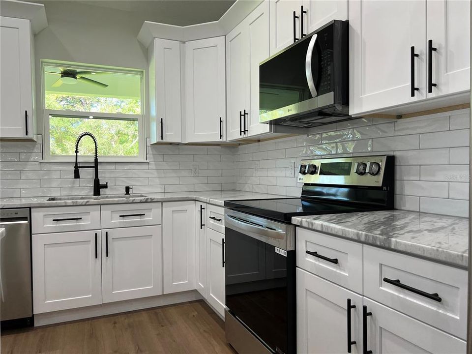 Active With Contract: $567,500 (4 beds, 2 baths, 1865 Square Feet)