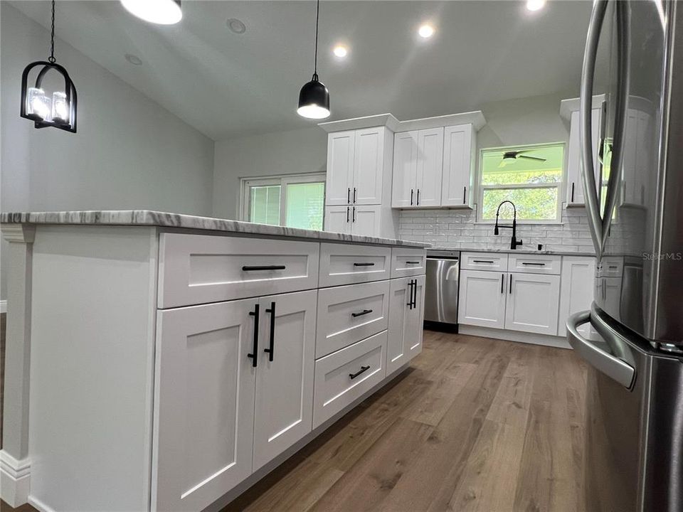 Active With Contract: $567,500 (4 beds, 2 baths, 1865 Square Feet)