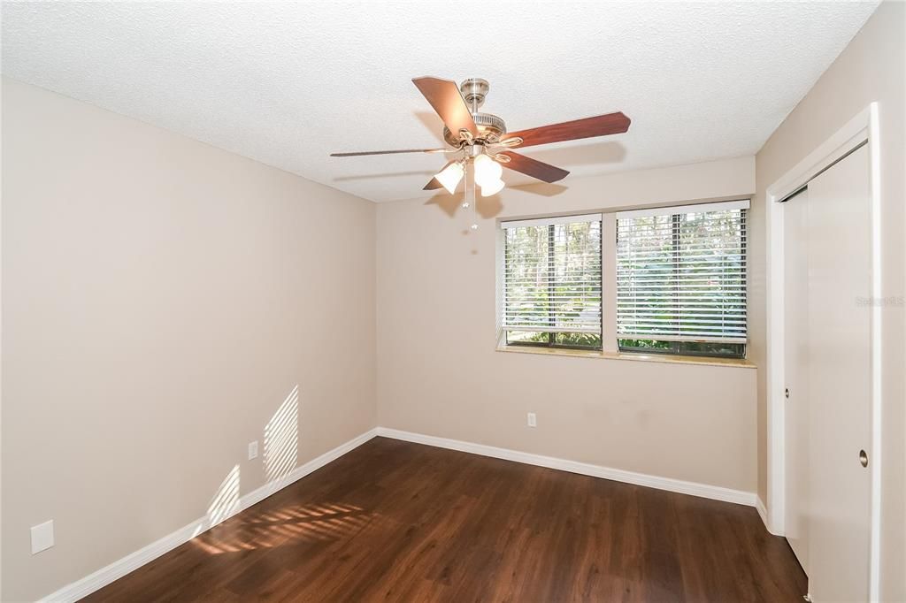 待售: $369,000 (3 贝兹, 2 浴室, 1926 平方英尺)