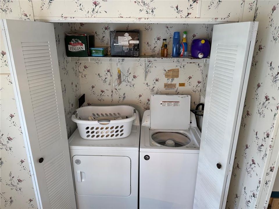 For Sale: $140,000 (3 beds, 2 baths, 1248 Square Feet)