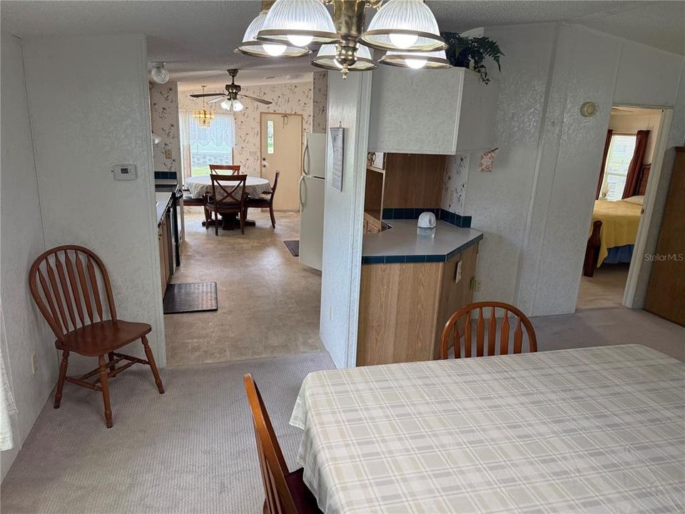 For Sale: $140,000 (3 beds, 2 baths, 1248 Square Feet)