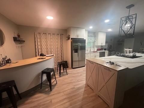 Active With Contract: $389,900 (4 beds, 2 baths, 1536 Square Feet)