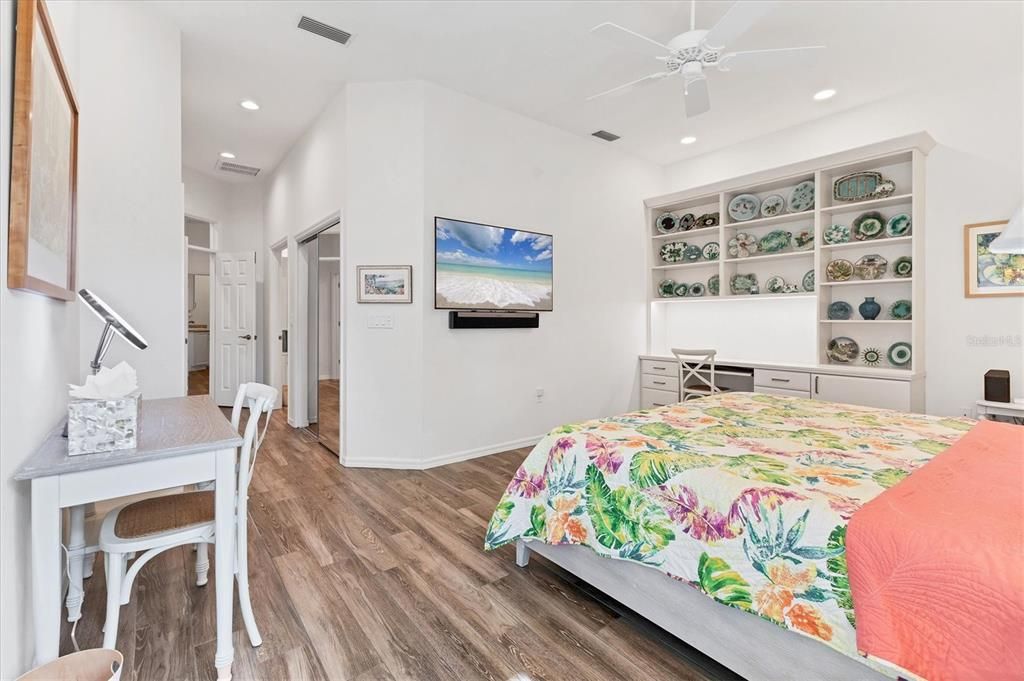 Activo con contrato: $589,500 (3 camas, 2 baños, 2115 Pies cuadrados)