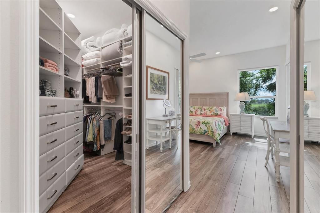 Activo con contrato: $589,500 (3 camas, 2 baños, 2115 Pies cuadrados)