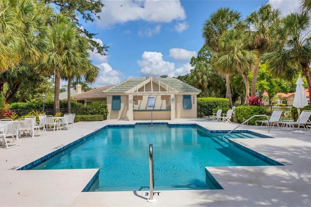 Activo con contrato: $589,500 (3 camas, 2 baños, 2115 Pies cuadrados)