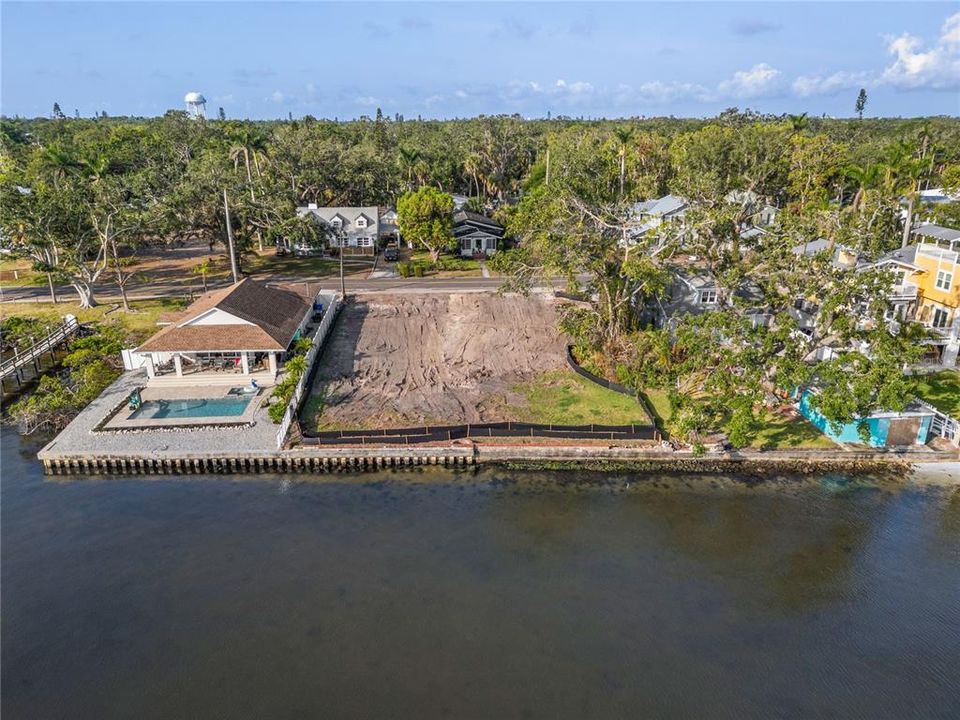 待售: $1,400,000 (0.26 acres)