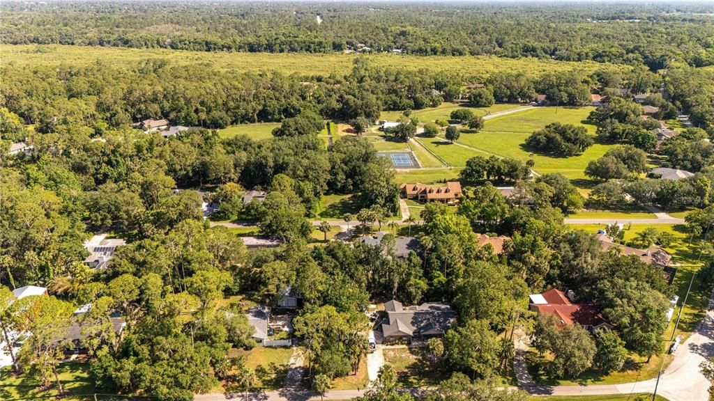 На продажу: $99,500 (0.36 acres)