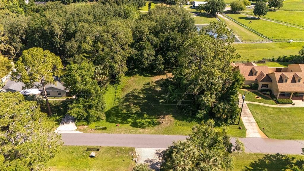 На продажу: $99,500 (0.36 acres)