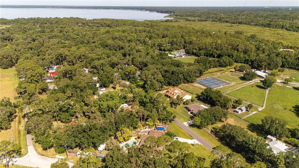 На продажу: $99,500 (0.36 acres)