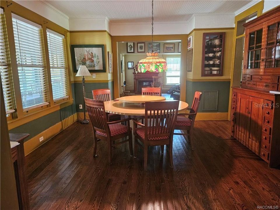 Active With Contract: $359,000 (4 beds, 3 baths, 2991 Square Feet)