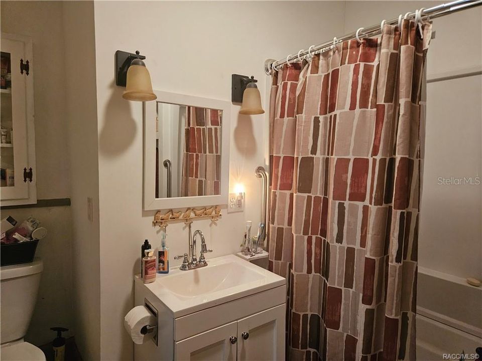 Active With Contract: $359,000 (4 beds, 3 baths, 2991 Square Feet)