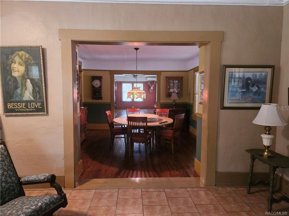 Active With Contract: $359,000 (4 beds, 3 baths, 2991 Square Feet)