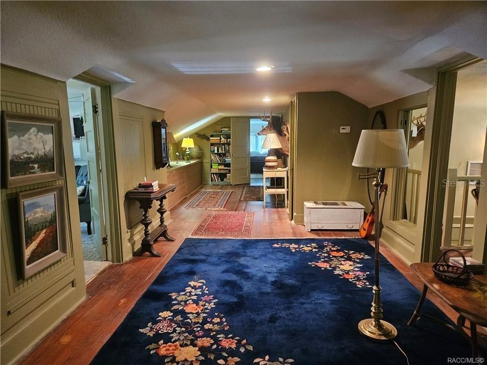 Active With Contract: $359,000 (4 beds, 3 baths, 2991 Square Feet)