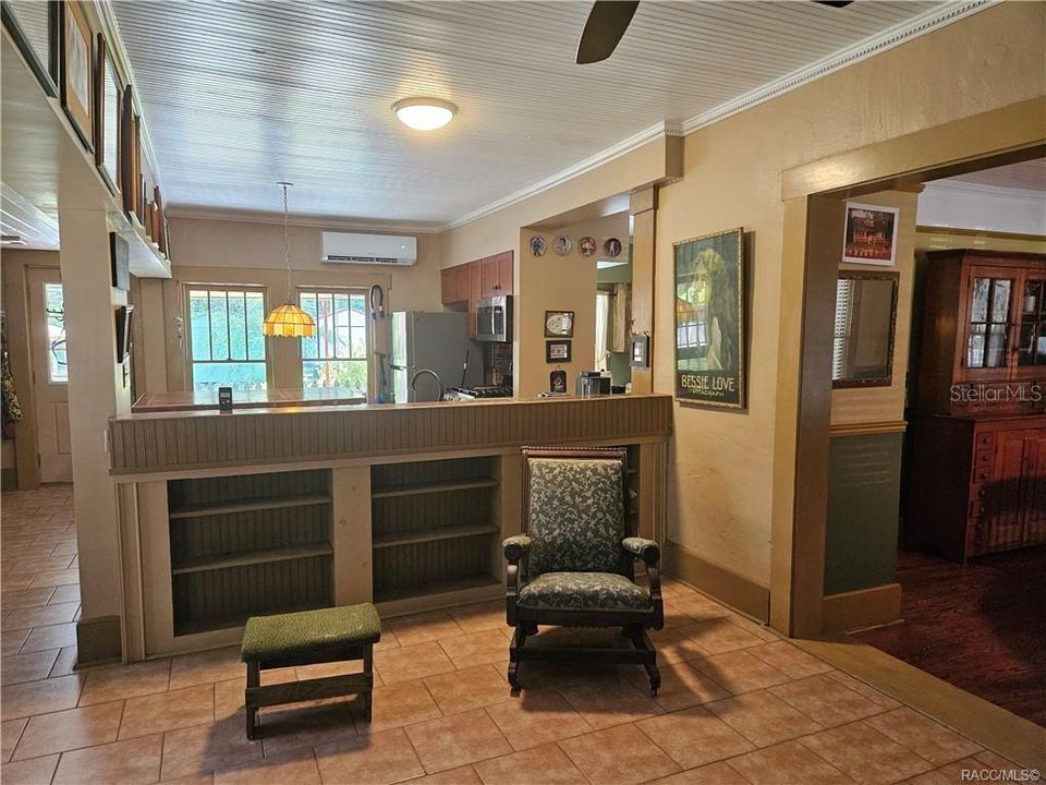 Active With Contract: $359,000 (4 beds, 3 baths, 2991 Square Feet)