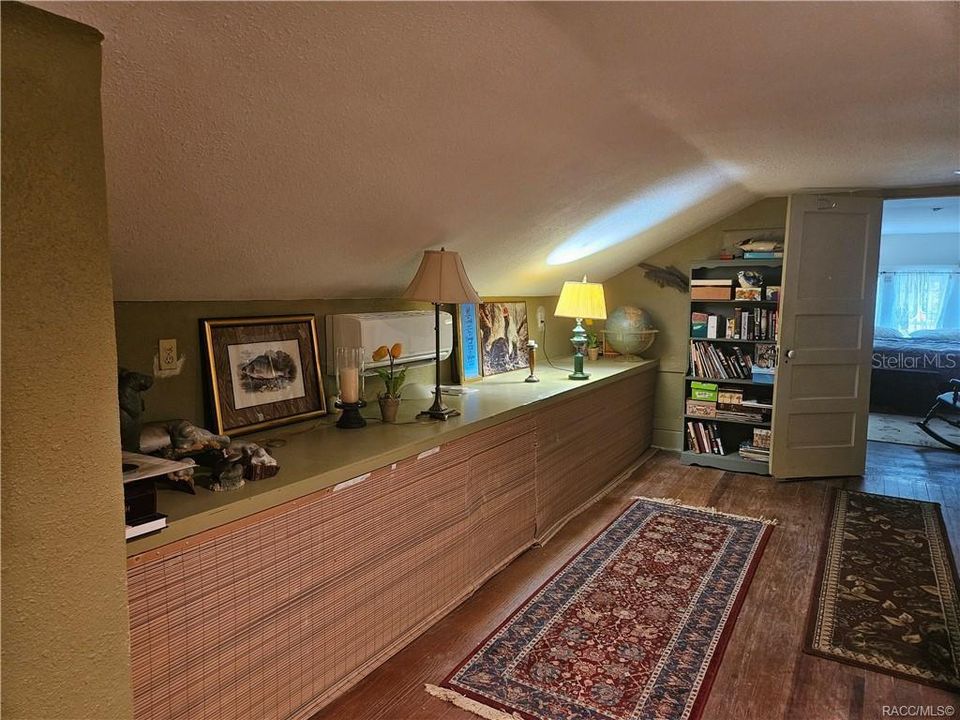 Active With Contract: $359,000 (4 beds, 3 baths, 2991 Square Feet)