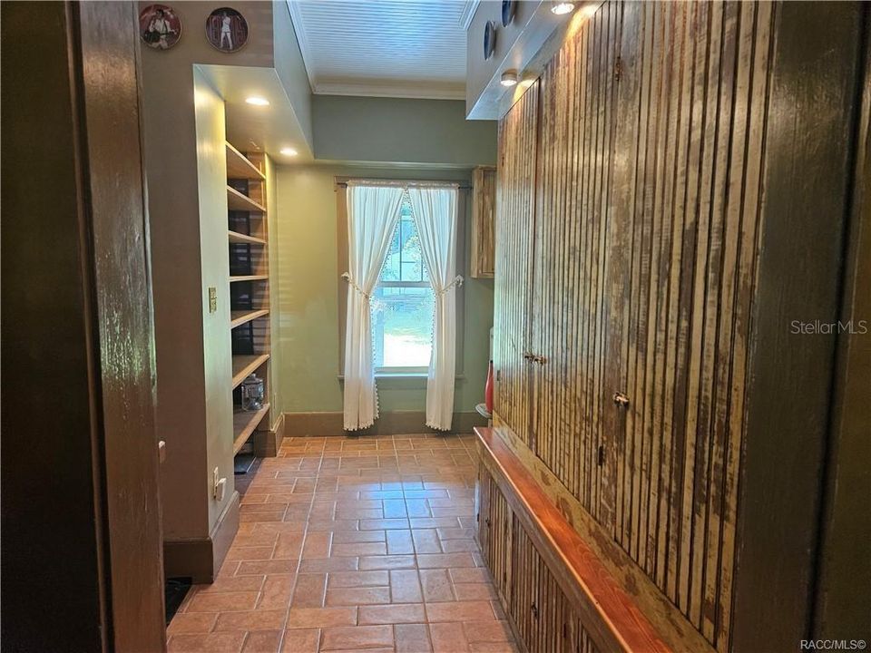 Active With Contract: $359,000 (4 beds, 3 baths, 2991 Square Feet)