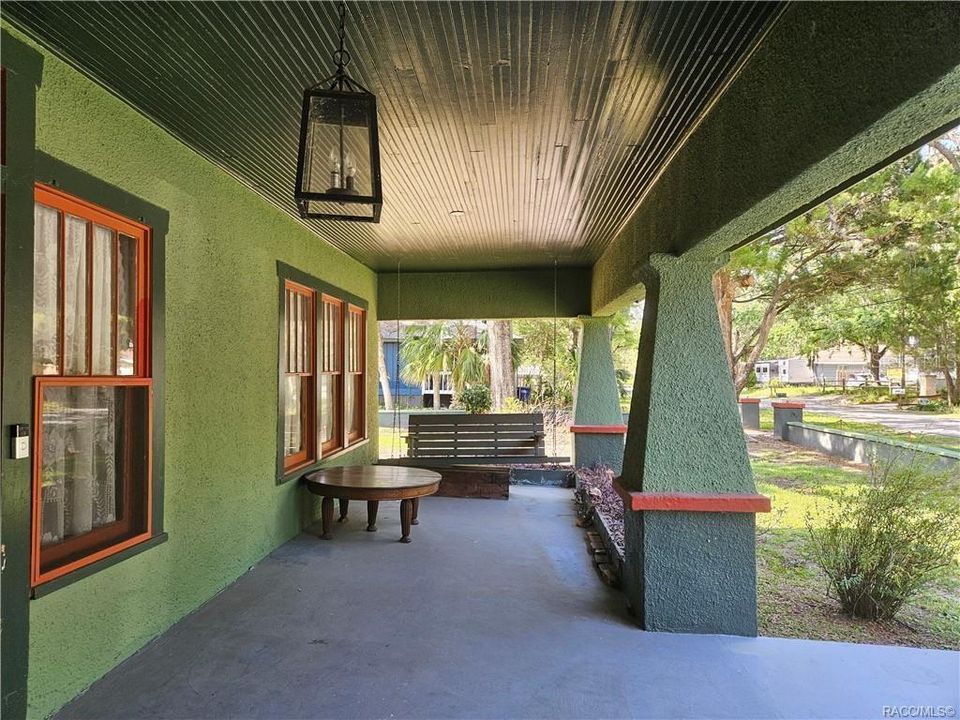 Active With Contract: $359,000 (4 beds, 3 baths, 2991 Square Feet)