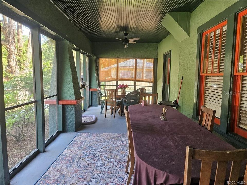 Active With Contract: $359,000 (4 beds, 3 baths, 2991 Square Feet)