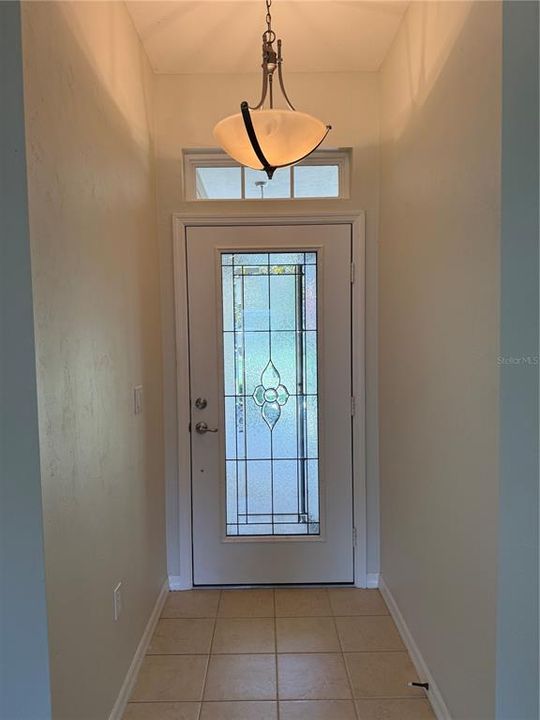 For Sale: $279,000 (3 beds, 2 baths, 1407 Square Feet)