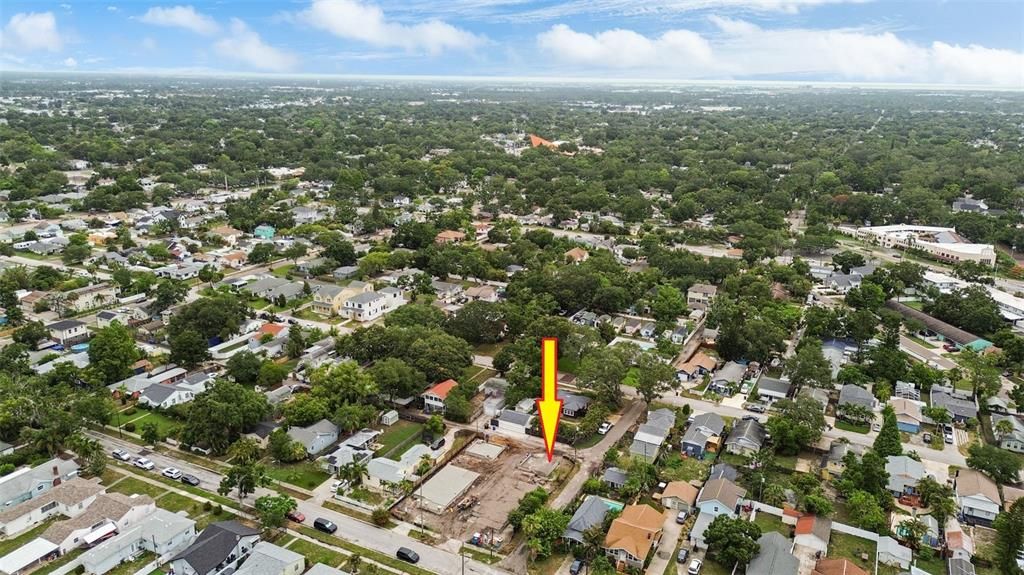 Active With Contract: $1,495,000 (6 beds, 4 baths, 3433 Square Feet)