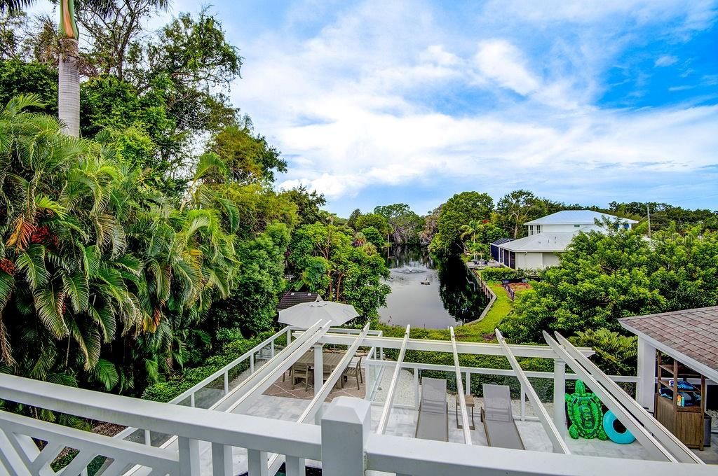 出租: $13,500 (3 贝兹, 4 浴室, 3104 平方英尺)