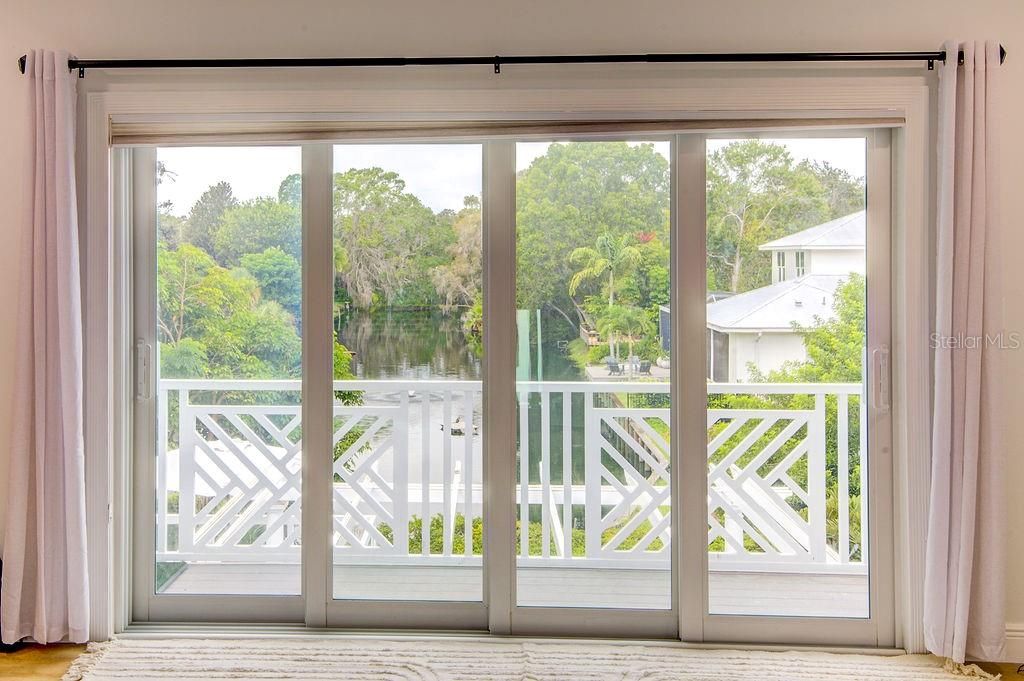 出租: $13,500 (3 贝兹, 4 浴室, 3104 平方英尺)