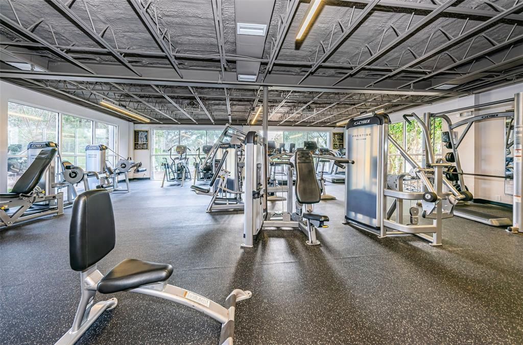 合同活跃: $749,000 (4 贝兹, 3 浴室, 2642 平方英尺)