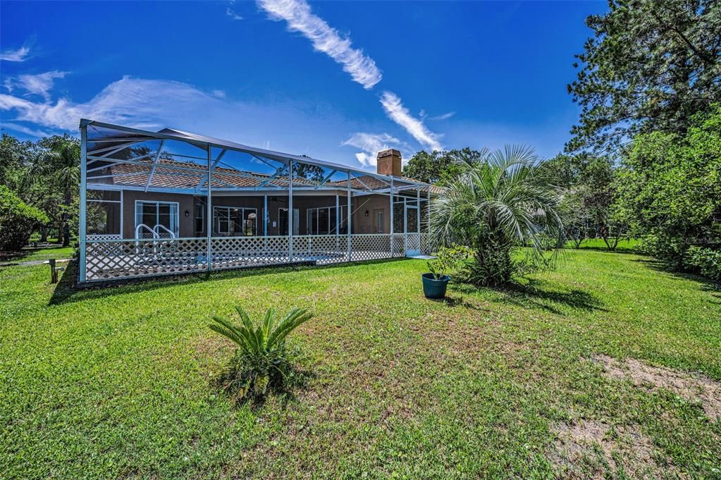 合同活跃: $749,000 (4 贝兹, 3 浴室, 2642 平方英尺)