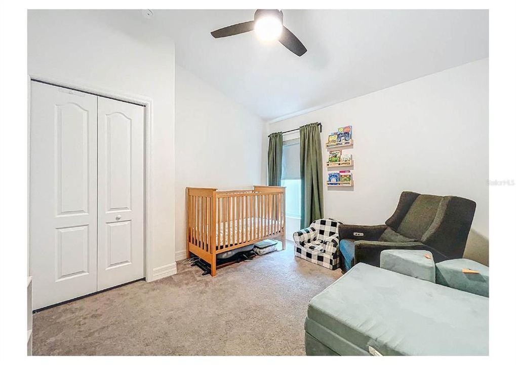 Под контрактом: $645,000 (4 спален, 3 ванн, 2040 Квадратных фут)