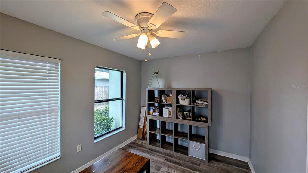 待售: $415,000 (5 贝兹, 3 浴室, 2724 平方英尺)