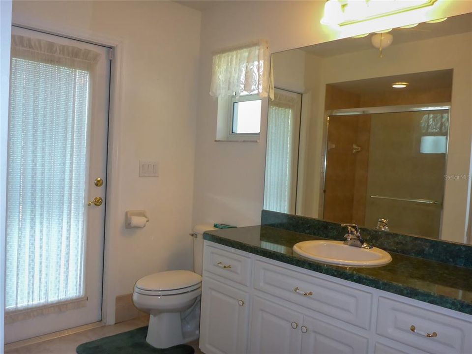 待售: $659,000 (4 贝兹, 3 浴室, 2495 平方英尺)