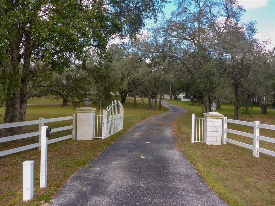 待售: $659,000 (4 贝兹, 3 浴室, 2495 平方英尺)