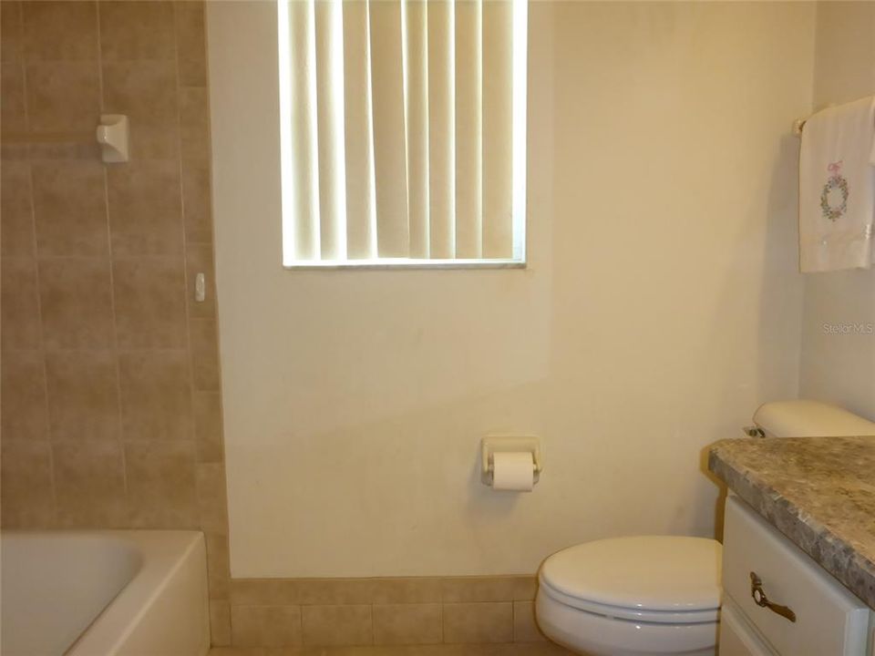 待售: $659,000 (4 贝兹, 3 浴室, 2495 平方英尺)