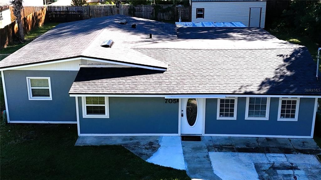 Active With Contract: $225,000 (3 beds, 2 baths, 1576 Square Feet)