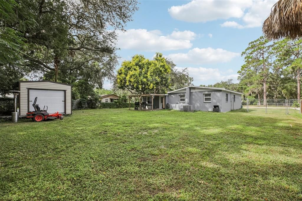 Active With Contract: $225,000 (3 beds, 2 baths, 1576 Square Feet)