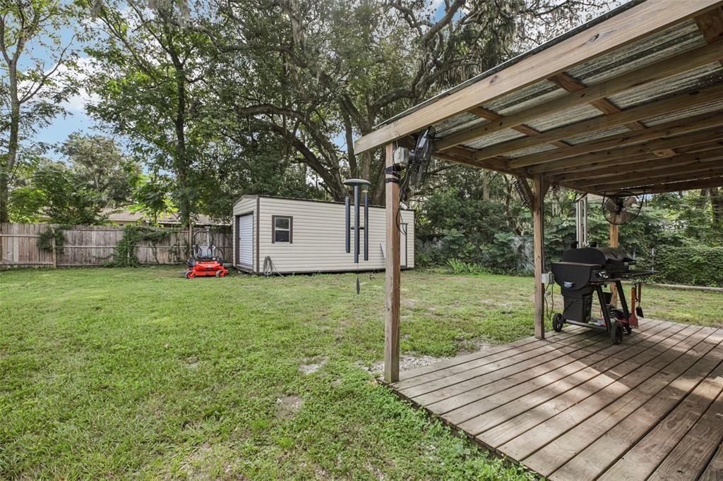 Active With Contract: $225,000 (3 beds, 2 baths, 1576 Square Feet)