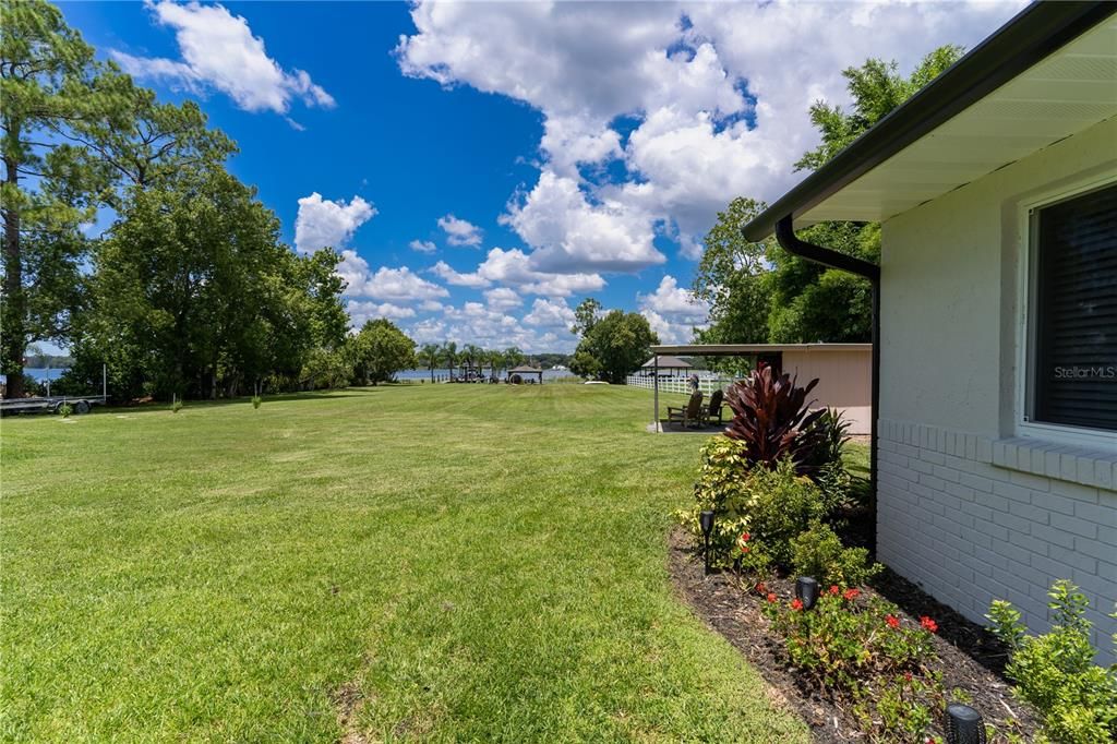 For Sale: $1,900,000 (11 beds, 0 baths, 5499 Square Feet)