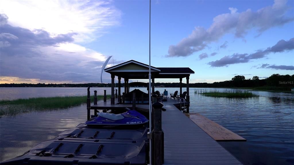 For Sale: $1,900,000 (11 beds, 0 baths, 5499 Square Feet)